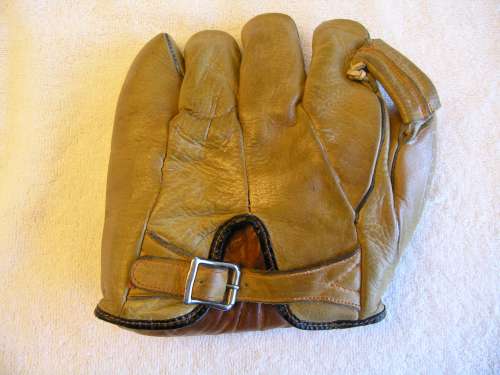 Gordon Slade Banner F52V Back Doug